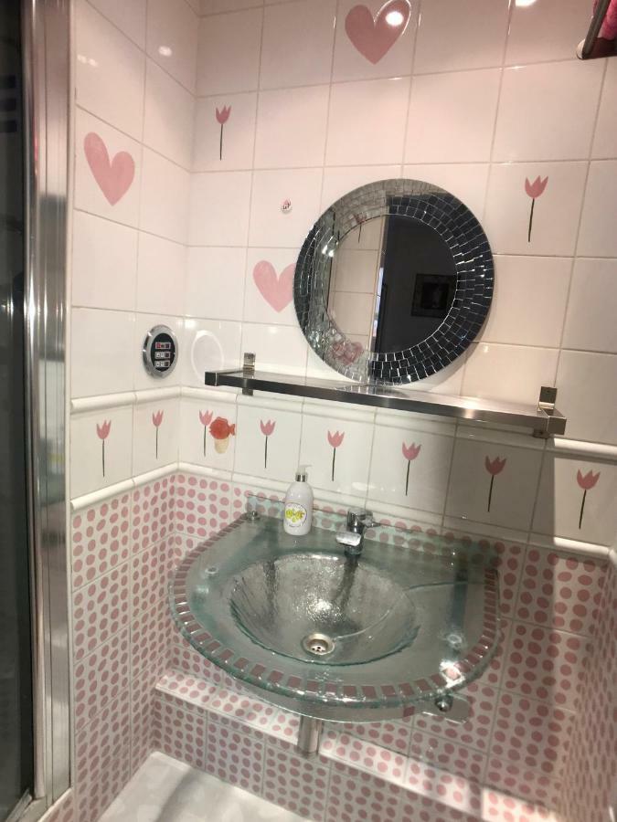 Cosy Rare 2 Bedroom Apartment Around A Private Garden Neuilly-sur-Seine Extérieur photo